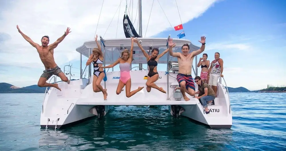 Difference Between Bareboat And Crewed Charter 8