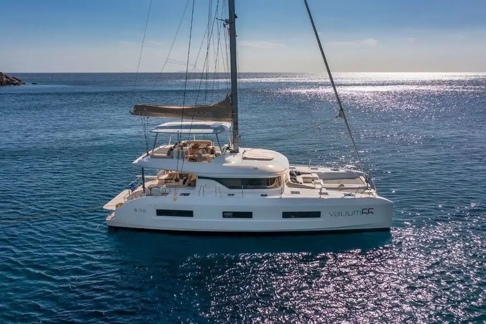 What Is The Best Time Of Year To Rent A Catamaran In Italy 3