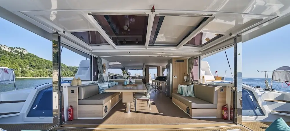 Are Pets Allowed On The Catamaran 3