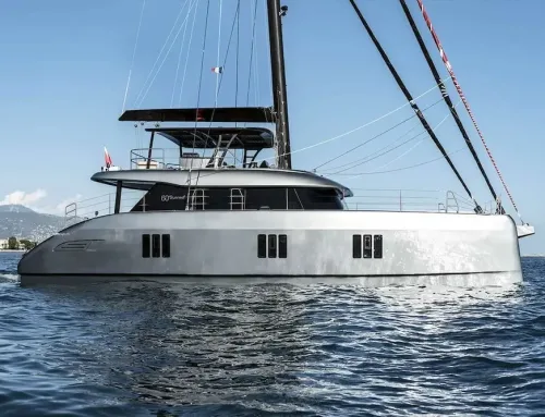 What are the sailing conditions like in Italy?